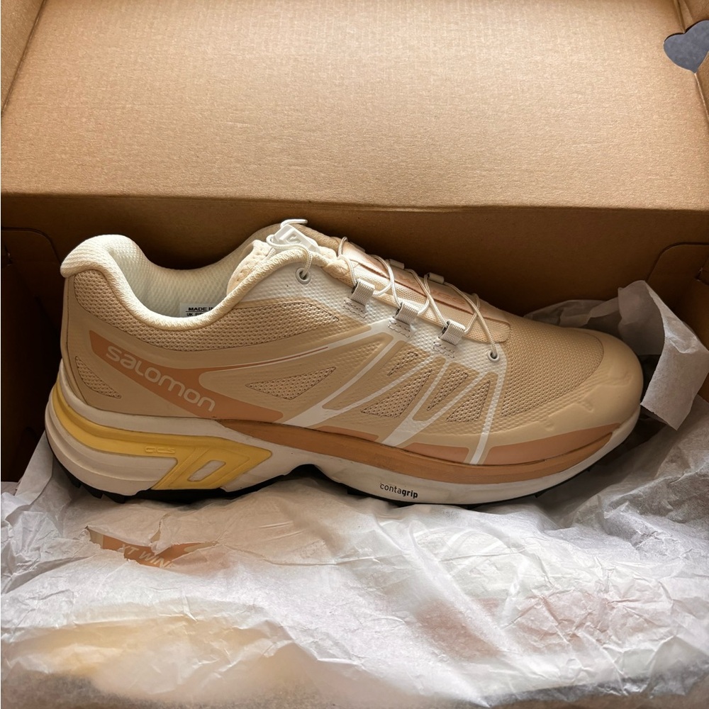 Brand new Salomon’s w9.5/m8.5 xt wings 2